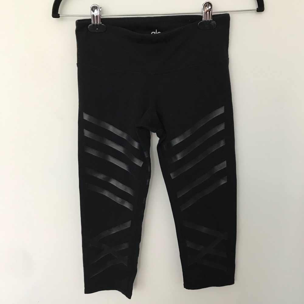 Alo Yoga Cropped Leggings XS